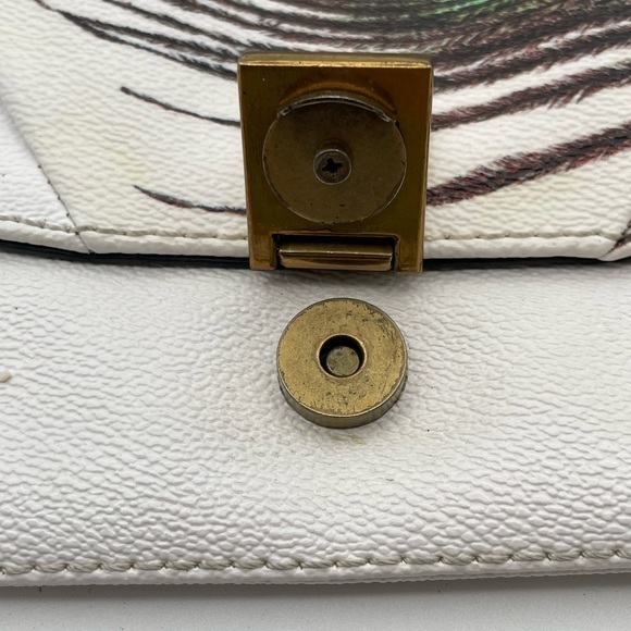 Elliott Lucca crossbody purse - Picture 5 of 11